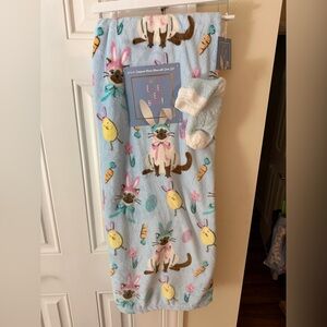 Hoppy Days Easter Bunny Rabbit with Tumbler & Fanny Pack Velvet Throw Blanket
